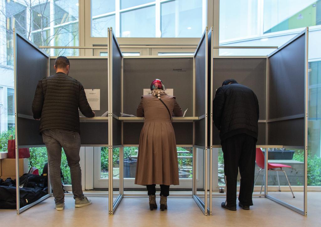 12 Politieke participatie De Tweede Kamerverkiezingen van 17 hebben voor grote verschuivingen gezorgd in Amsterdam.