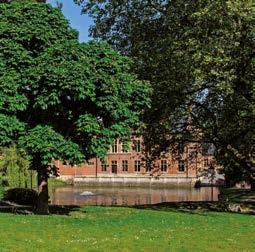 Park van het Karreveldkasteel: kap, herstel van de paden, fonteinen en vijver, vernieuwing van het meubilair, de toegangspoorten en hekken (2014-2015) 23.