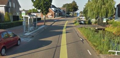 Voetpaden voor iedereen). Breng de AGP s aan op dat deel van het parkeerterrein met een vaste verharding. 8.