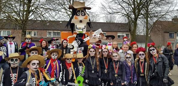 De eerste prijs grote groepen: De eerste prijs kleine groepen: SAAM&vatting 2018 In de bijlage zien jullie de SAAM&vatting 2018 van Daltonschool De