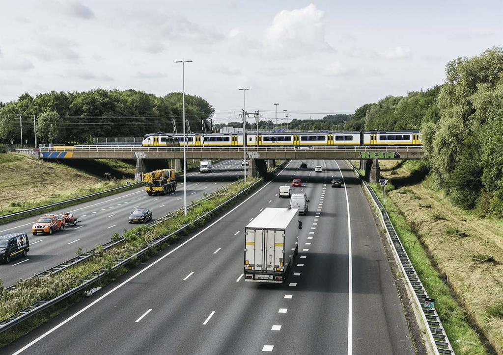 Inleiding De Rijksweg A4 is één van de belangrijkste landelijke noordzuidroutes door de Randstad en vormt de verbindingsschakel tussen de stedelijke regio s Amsterdam, Den Haag