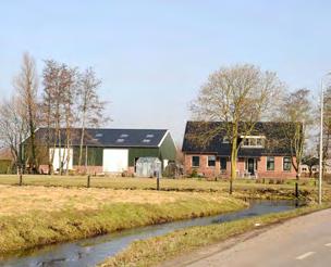 Oost- en Westeinde Gebied P3 Beschrijving Aan de zuidrand van Berkenwoude staat overwegend gevarieerde bebouwing, geclusterd in een lint.