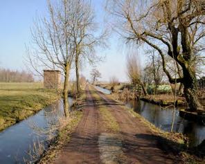 Buitengebied Beschrijving Het buitengebied van Bergambacht bestaat voornamelijk uit veenweidegebied met gevarieerde bebouwing in een zeer lage dichtheid.