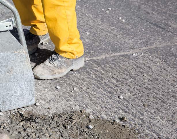 Bestratingsprofielen Profielen Profielen met verplaatste kruin Afwatering Goten in wegen uitzetten Goot in een hellend lengteprofiel Breekpuntverplaatsing. 3.