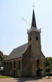 Belangrijke oriëntatiepunten zijn de kerk en de molen.