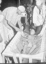 extra cardiaal coarctatio 1955 Potts 1955 Blalock - Taussig shunt 1957 met kunsthart ASD 2 1958 VSD 1959