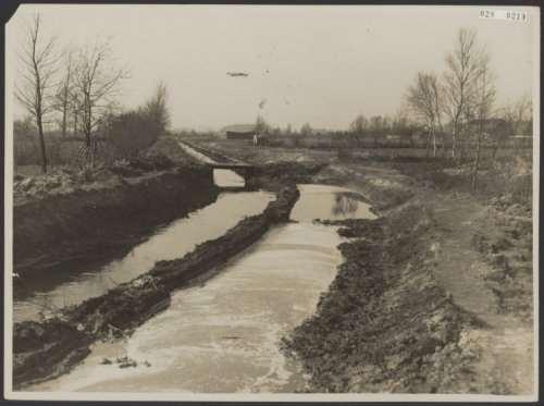 Afname langdurige overstromingen Normalisatie beken Krantenbericht 1927: De Baaksche beek ondergaat dankzij het Waterschap een enorme verbetering.