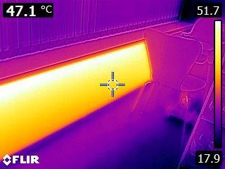 Normaal gesproken staan de meeste radiatoren uit vanwege de vloerverwarming.