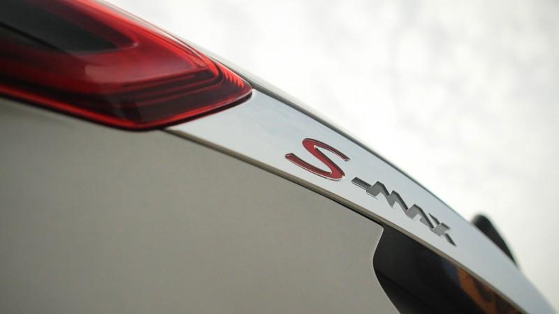 Trouw In het snel veranderende MPV-landschap blijft de nieuwe S-Max trouw aan het concept waarmee Ford negen jaar geleden een succesvolle weg insloeg.