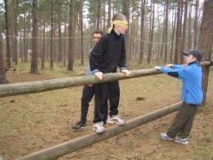 Parcours Het parcours begint met het touw met de blauwe tape aan de overkant van de sloot.