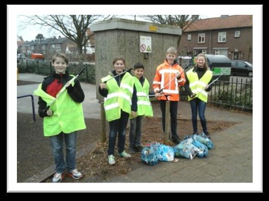 Zakgeldproject: Iedere maand gaan enkele leerlingen van groep 8 gewapend met een knijper en een vuilniszak de straat op om de wijk op te ruimen.