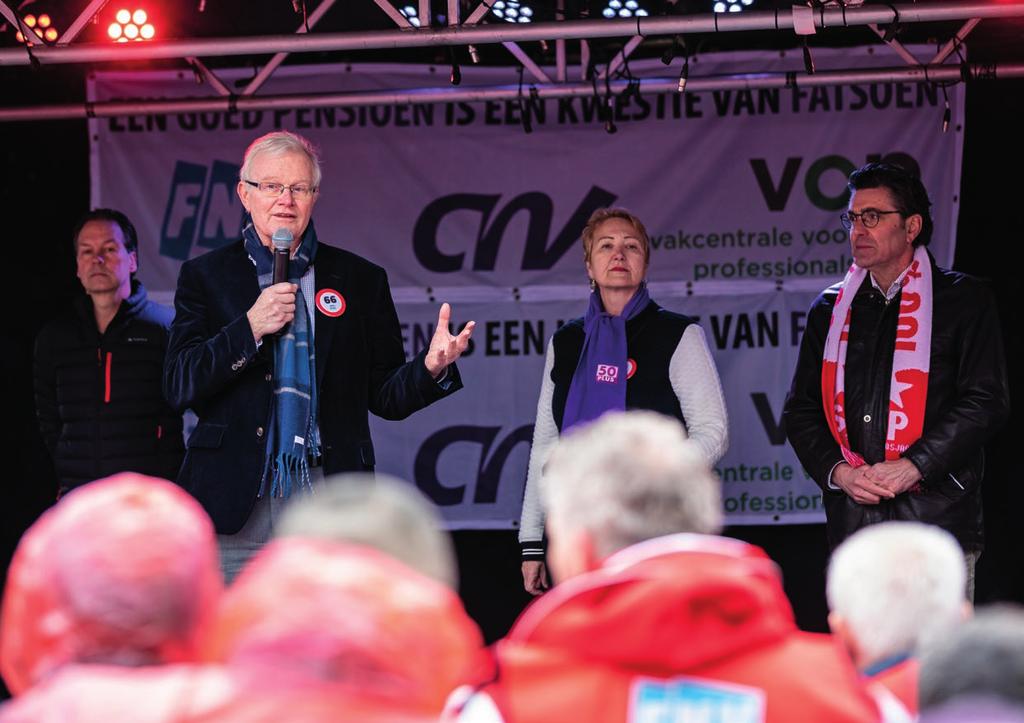 reportage Van links naar rechts: John Kerstens (PvdA), Leo Bisschops (KBO-Brabant), Corrie van Brenk (50PLUS) en Henk van Gerven (SP).