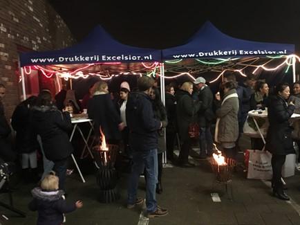 En door jullie bijdragen hebben we dit jaar weer 14 volle kratten kunnen inleveren bij de voedselbank.