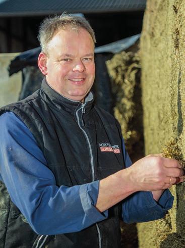Jan Vonk: Eiwit in graskuilen verlagen Melkveehouder Jan Vonk uit Goudriaan boert op veenweidegrond en is met 95 melkkoeien op 65 hectare extensief. Het betekent dat we alleen gras kunnen verbouwen.