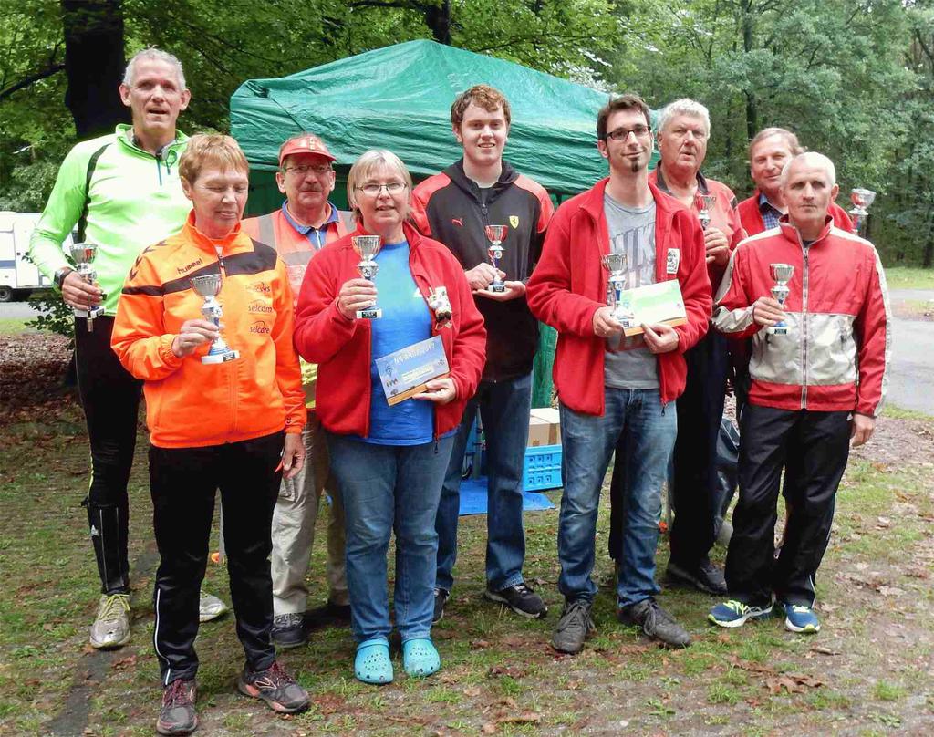 [24] NK-2017: Bekerwinnaars: Alex Buurlage - PA1FOX, Jenny Fijlstra - NL12125, Werner(Charley) Wienand - DL3YDJ *), Ingrid