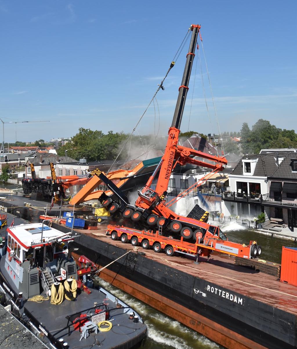 De Onderzoeksraad heeft onderzoek gedaan naar de omgevallen bouwkranen bij de Julianabrug in Alphen aan den Rijn.