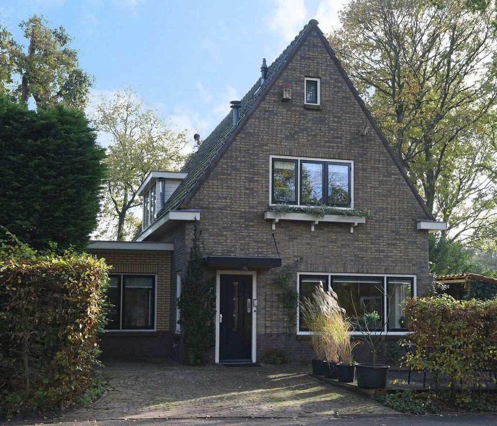 Vrijstaande jaren '30 villa op