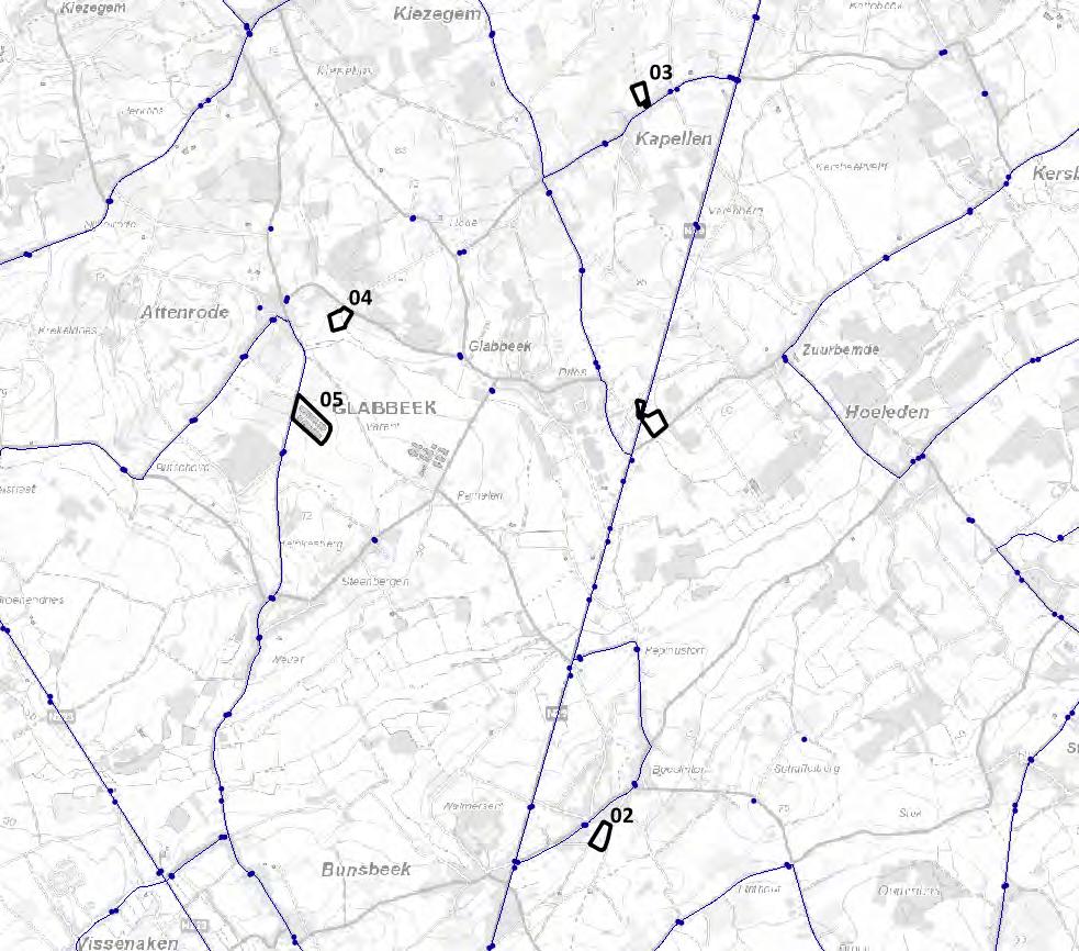 Openbaar vervoer 01 Figuur 21 Aanduiding plangebied binnen het busnetwerk (De Lijn, status 04-2018) De verschillende deelgebieden zijn relatief goed bereikbaar en zijn rechtstreeks aan een buslijn of