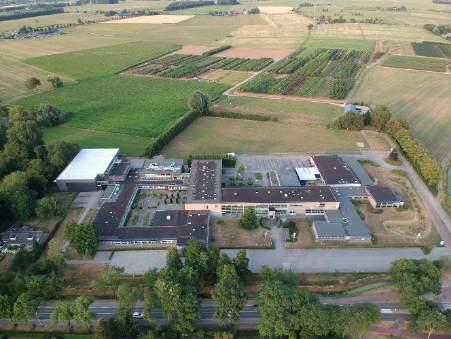 Zetten in de gemeente Overbetuwe HPC: Brede school van BBL VWO 1050 leerlingen LvB: Basisschool 175 leerlingen
