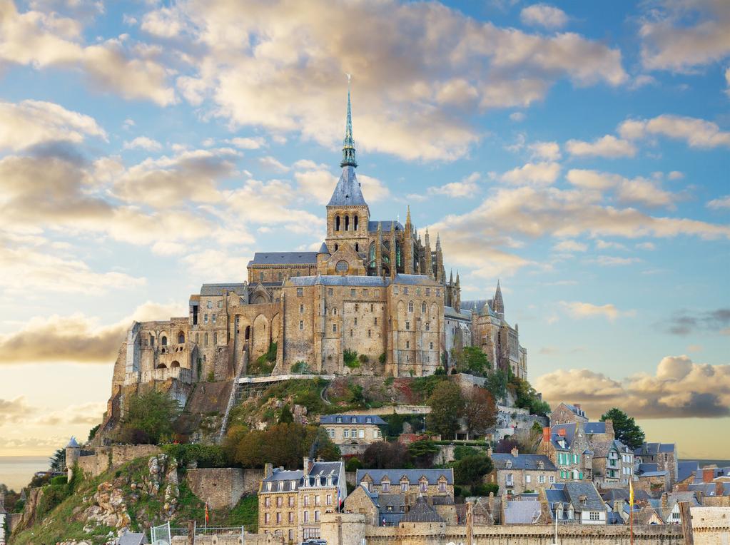 Dag 4: Cancale - Le Mont-Saint-Michel - Granville Vertrek vanaf Cancale naar Le Mont-Saint-Michel. Dit is +/- 50 km ongeveer een uurtje rijden.