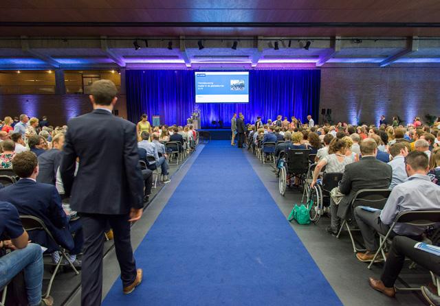 Alumnivereniging ALFAGEN ALFAGEN vzw, Alumni van de Faculteit Geneeskunde van KU Leuven, verenigt alle studenten en afgestudeerden van de opleidingen geneeskunde en biomedische wetenschappen en heeft