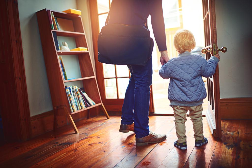 Eenoudergezinnen zijn het meest kwetsbaar en het minst beschermd Volgens de cijfers van het Federaal Planbureau waren er in 2018 maar liefst 485.768 eenoudergezinnen in België.