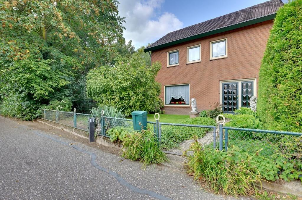 Lange Klauwenhof 12 6942 HZ Didam Inleiding Wonen als een god in Frankrijk op een perceel van bijna 6.000m2 en in een woning met een gebruiksoppervlak van bijna 200m2?