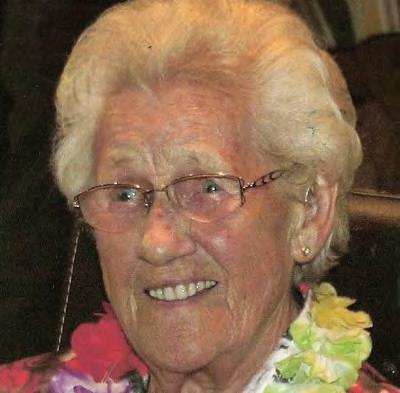 In Memoriam: Alie van der Krogt-Kniest. Alie van der Krogt, de moeder van onze Voorzitter Wim, was bijna 70 jaar lang betrokken bij de R.K.V.V. Teylingen en tot haar dood steeds één van de oudste en trouwste donateurs.