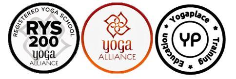 Wat trekt je het meeste aan in het yoga-pad? Wat zou de rol van een Yoga docent moeten zijn volgens jou? Wat trekt je aan in de stijl en traditie van deze opleiding?