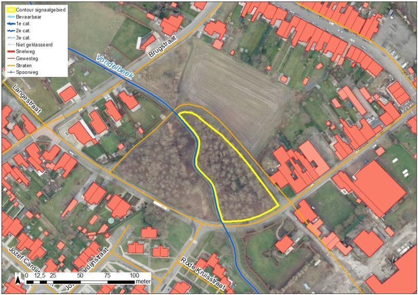 1 Situering 1.1 Algemeen Gemeente(n): Provincie(s): Lebbeke Oost-Vlaanderen Ligging: Het signaalgebied bevindt zich tussen een zijtak van de Langestraat, de Langestraat zelf en de Vondelbeek.