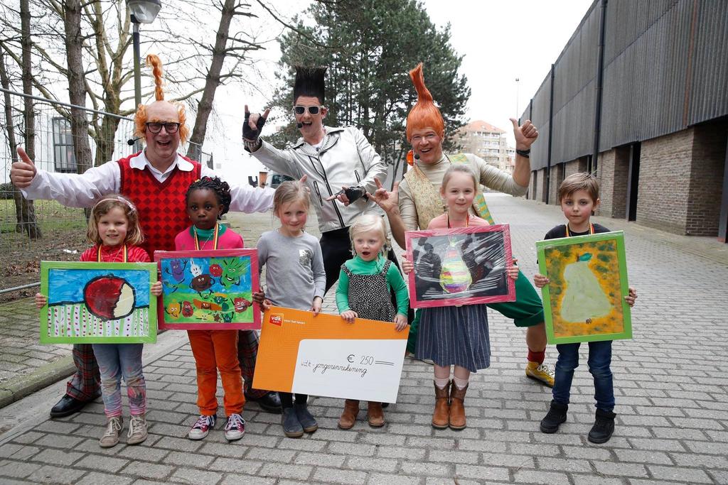 Sam de verkeersslang Sam de Verkeersslang is een campagne die kinderen en hun ouders al vele jaren aanzet om