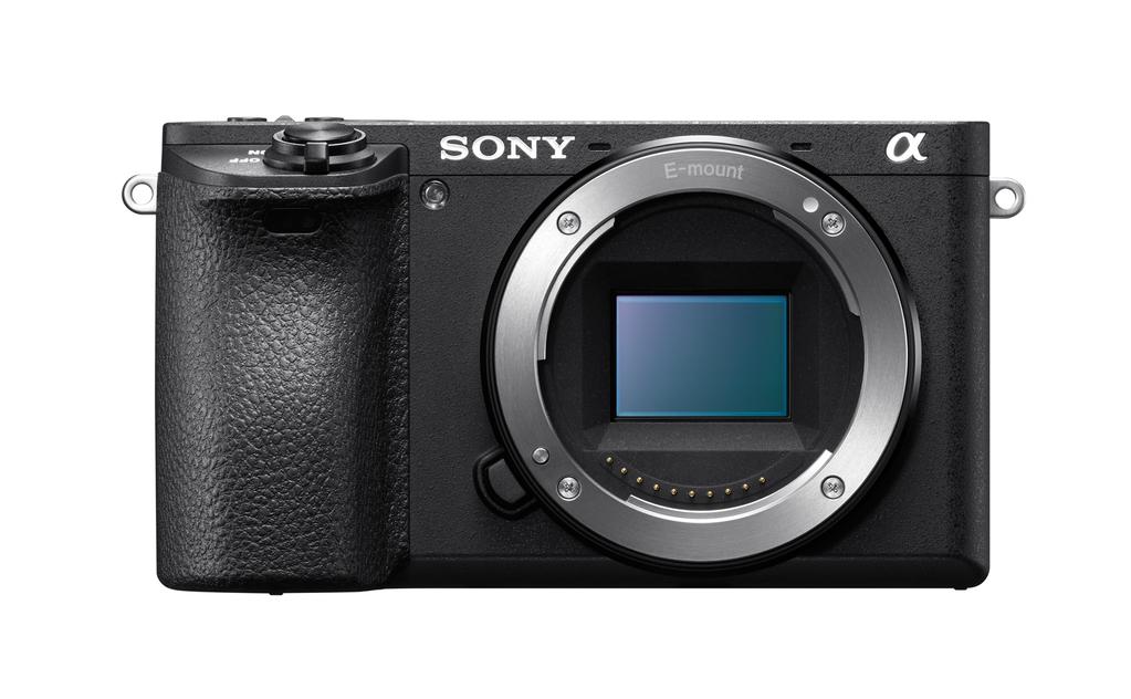 SONY ALPHA ILCE-6500BCEC Artikelcode : SOILCE6500BCEC Sony 6500. Cameratype: SLR camerabody, Megapixels: 24,2 MP, Type beeldsensor: CMOS, Maximale beeldresolutie: 6000 x 4000 Pixels.