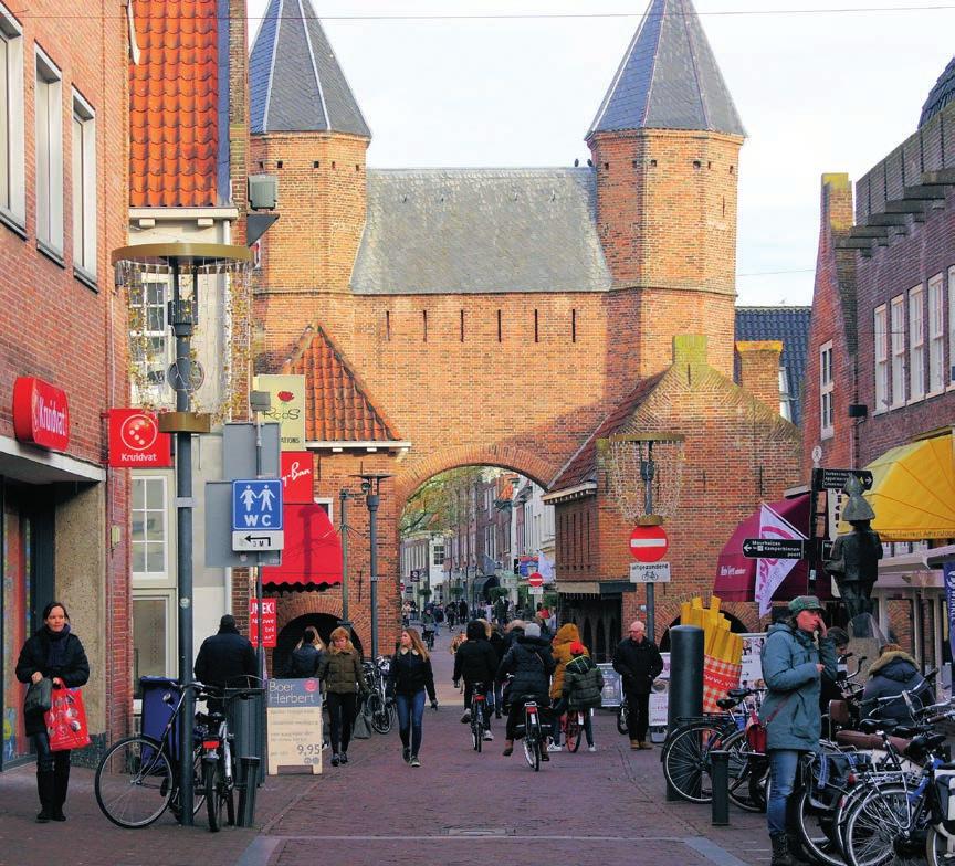 Warmtevisie Amersfoort - In het kort Hoe krijgen we de stad duurzaam verwarmd? Een duurzame, aardgasvrije stad worden. Dat is een opgave die elke gemeente in Nederland heeft, ook Amersfoort.