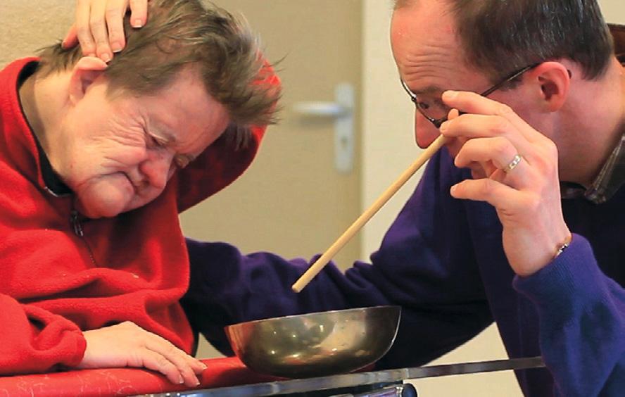 Omgaan met complex gedrag in de dagelijkse zorg Soms kan je als zorgverlener in de verstandelijk gehandicaptenzorg niet goed uit de voeten met het gedrag van je cliënten.