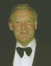 Martin emigreerde in 1974 naar Nieuw-Zeeland i.v.m. zijn benoeming aan de Universiteit van Canterbury School of Music waar hij Professor of Music is en orgeldocent.