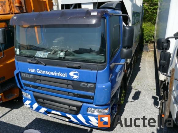 ID : 1356-020 DAF CF75.250 Vuilniswagen (2004-632975 km) - Matis : 5719 te herstellen Merknaam : DAF Model : CF 75.25 Vuilniswagen Merk: DAF CF 75 Model: 75.250 Kilometerstand: 632.