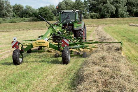 Dubbele zwadafleg Wanneer twee enkele zwaden tegen elkaar aangelegd worden is er een totale werkbreedte tot 15 meter mogelijk.