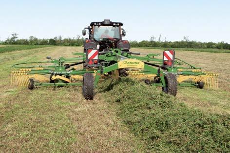 het gewas wat recht onder de tractor ligt, en dus precies tussen de 2