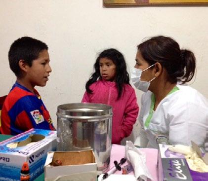 In de eerste plaats waren de kinderen aan de beurt van de tehuizen die door Stichting El Fuego ondersteund worden op het gebied van educatie en gezondheid.