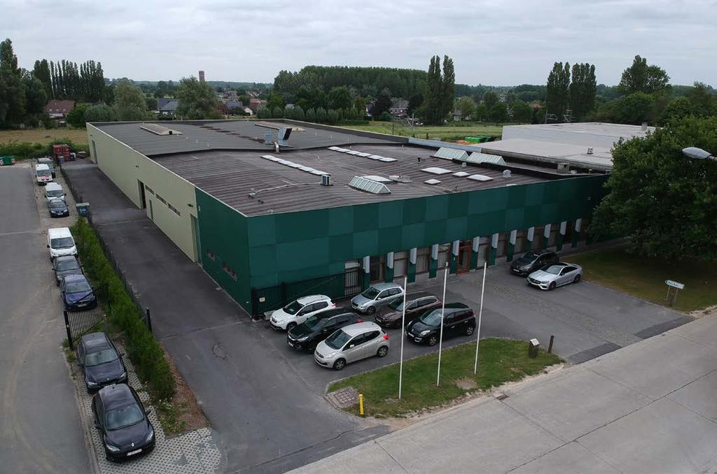 560m² Polyvalente ruimte: 560m²