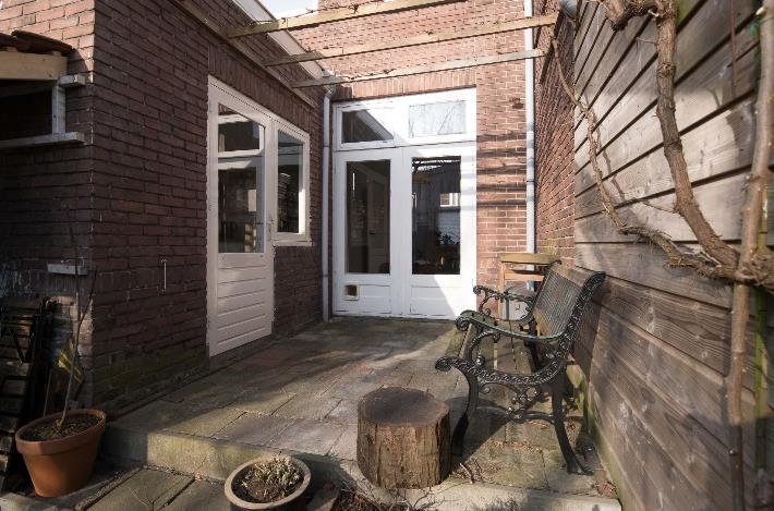 VAN DER MONDESTRAAT 159 in UTRECHT De woning Ruimte, rust, een zonnige tuin, een fijne woonwijk, alle mogelijke voorzieningen in de nabije omgeving. De Van der Mondestraat 159 heeft het allemaal.