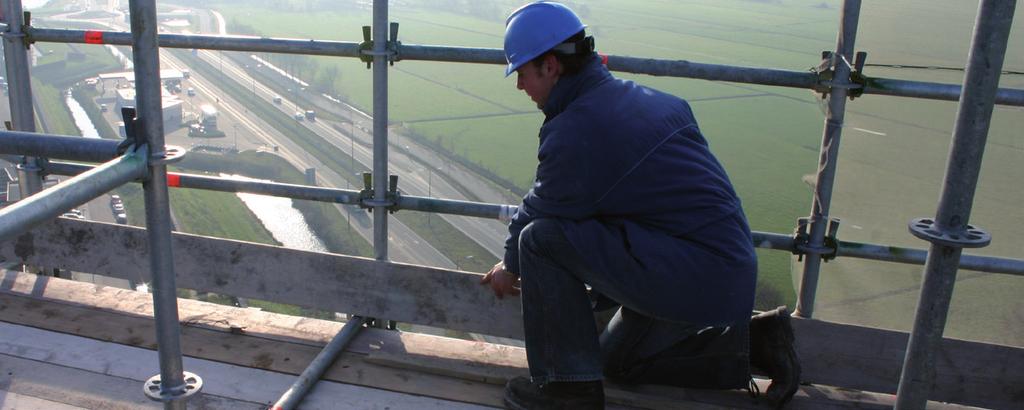 STERN STEIGERDELEN Milieu Voor Stern steigerdelen wordt alleen hout gebruikt uit duurzaam beheerde bossen. Het hout is PEFC of FSC gecertificeerd.