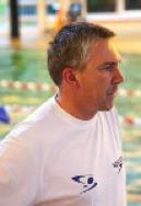 Nieuws van onze competitiezwemmers Onze sportsecretaris schopt het tot kamprechter Onze sportsecretaris, Johan Matthijs, volgt momenteel een opleiding tot kamprechter.