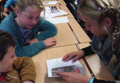 Onze leerkrachten plaatsen steeds het kind centraal en vervullen de rol van observator en coach in de klas.