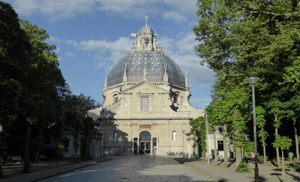 BASILIEK SCHERPENHEUVEL