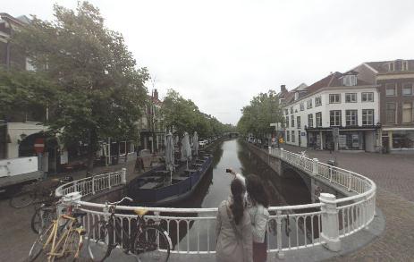 Grachtvak Oude Delft tussen Peperstraat Nickersteeg