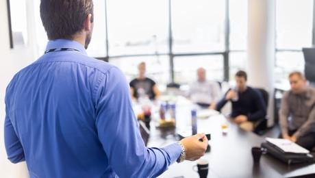 Met de betrokken managers bespreekt u de nieuwe inzichten. De eerste uitkomst is een gezamenlijke visie op de samenhang tussen de resultaten- en werkwijze van uw organisatie.