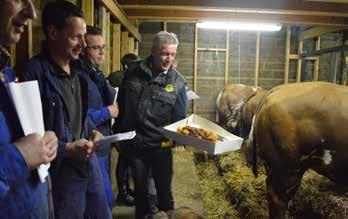 Want naast een tamelijk leerzame woensdagavond, breekt het de week ook gezellig doormidden en ontstaan er interessante discussies, ideeën en oplossingen!