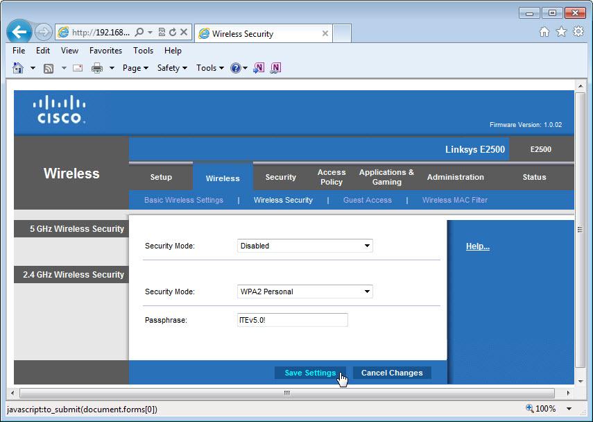 In de Beveiligingsmodus drop-down box, bij de "2.4 GHz draadloze beveiliging" selecteer je WPA2 Persoonlijk. Typ ITEv5.0! in bij de Passphrase en klik op Instellingen opslaan > Doorgaan.