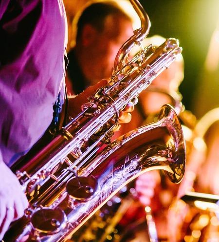 Inloopactiviteiten Klassieke concerten 9 keer per jaar kunt u genieten van klassieke en jazz concerten van de Stichting Muziek in Huis.